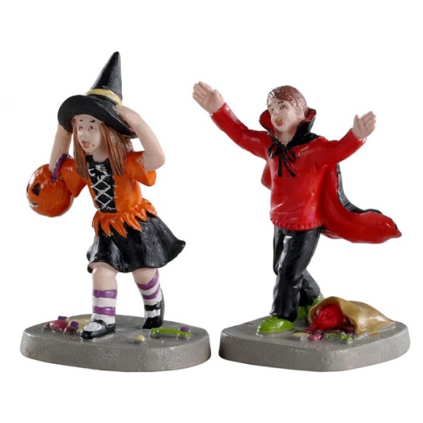 Lemax 02903 - TERRIFIED TRICK-OR-TREATERS, SET OF 2 - Halloween Spooky Town